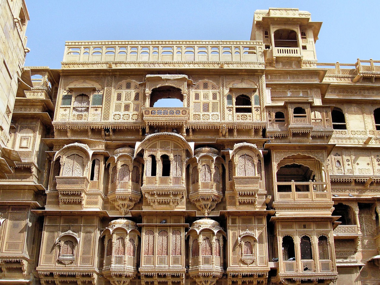 Discover Jaisalmer: A Short, Magical Getaway with India Fortune Journey
