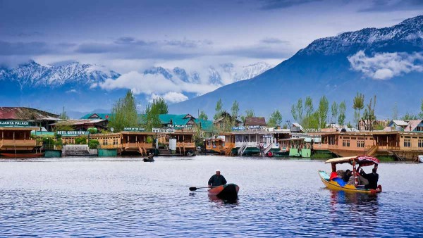 Kashmir Valley Escape Group Departure 5 Nights / 6 Days