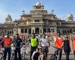 Albert Hall to Jal Mahal – Jaipur Morning Cycle Tour