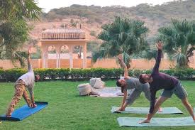 3-Hour Private Yoga & Jaipur City Experience